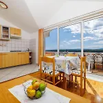 Krunoslav Apartman *