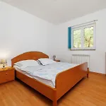 Krunoslav Apartman *