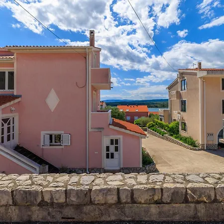 Krunoslav Apartmán Punat