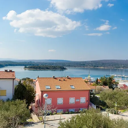 Krunoslav Apartmán *